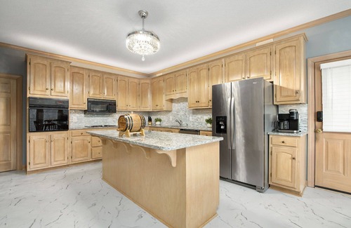 Greensboro House | Whisper Chateau