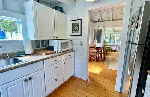 Spruce Head Cottage | Whispering Spruces; Cozy Studio with Queen Bed & Water Access