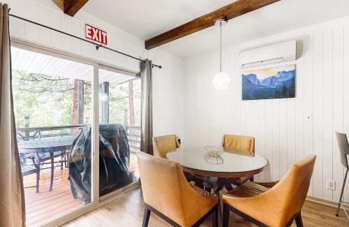 Fish Camp House | Whispering Trees
