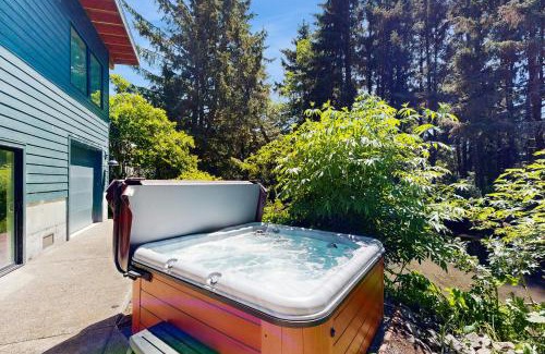 Oregon Coast House | Whispering Waters Retreat