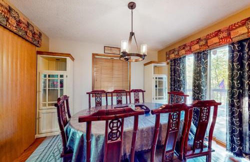 East Stroudsburg House | Whispering Woods