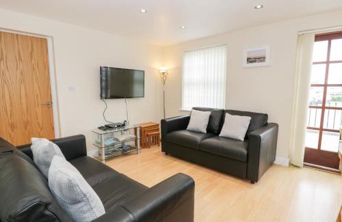 Porthmadog Apartment | Whistle Stop Apartment