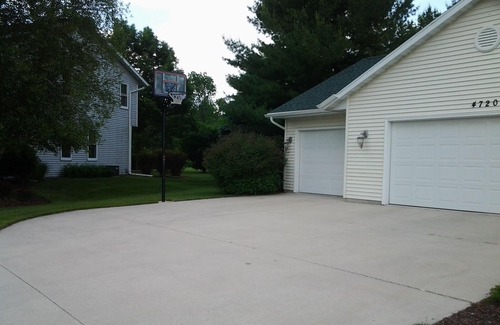 Sheboygan House | Whistling Straights 4 min, Blackwolf Run 7 min, Erin Hills 84 min, 3 Bedroom