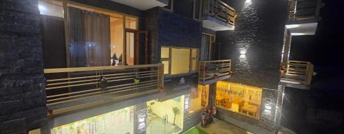 Manali Hotel | Whistling Wood