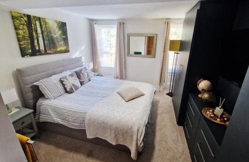 Whitchurch Apartment | Whitchurch Clock Tower Apartment