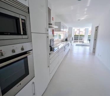 Sagres Villa | White Beach Villa