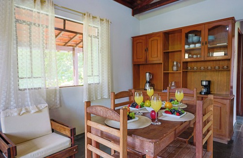 Goncalves Cottage | | White cabin | Fireplace, fireplace, tranquility, ideal for families and friends