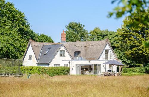 Woodbridge House | White Cottage, Iken - Aldeburgh Coastal Cottages