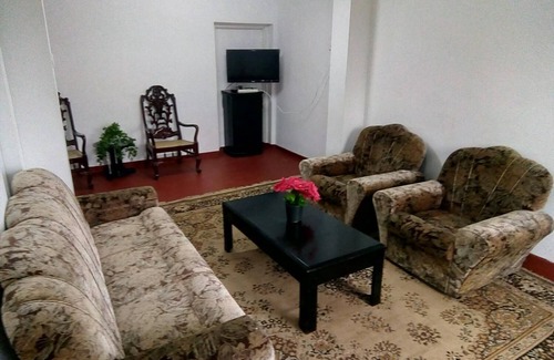 Nuwara Eliya Villa | White Cottage Nuwara Eliya