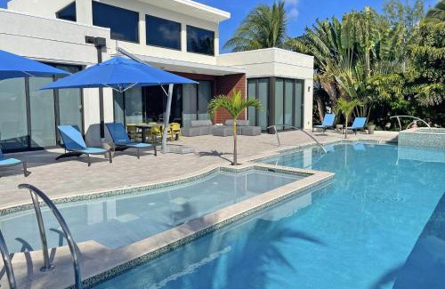 Rum Point House | White Dahlia by Grand Cayman Villas & Condos