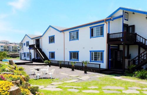 Aewol House | White dream Pension