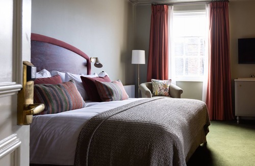 Lincoln Hotel | White Hart Hotel