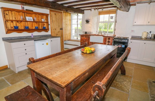 Dent Cottage | WHITE HART HOUSE, pet friendly, character holiday cottage in Dent