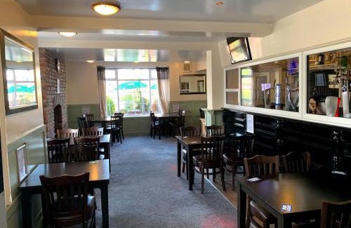 Donnington Bed & Breakfast | White Horse Tavern
