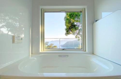 Atami Villa | White House Atami