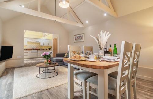 Halesworth House | White House Lodges - Tawny