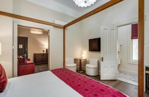 Napa Hotel | White House Napa