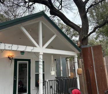 San Marcos House | White House