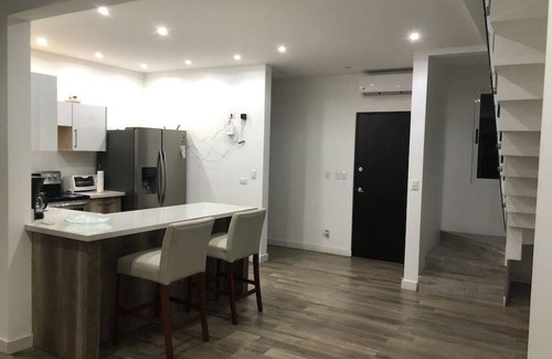 Playa Hermosa House | White House View Beautiful Modern Beach House