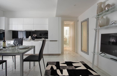 Lonato del Garda Apartment | White Villa Luxury- CIELO Boutique Apartment 70 sqm - 2nd Floor