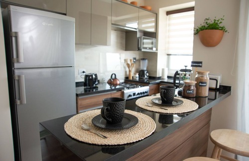 Cochabamba Apartment | White Lama Apt - Sky