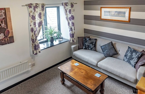 Plymouth Apartment | White Lanes by Pureserviced
