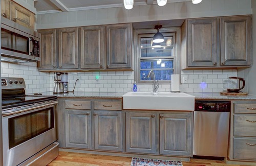 Linville Falls Cottage | White Laurel Cottage at Linville Falls