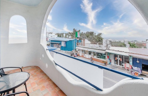 Liuqiu Bed & Breakfast | White Lighthouse B&B