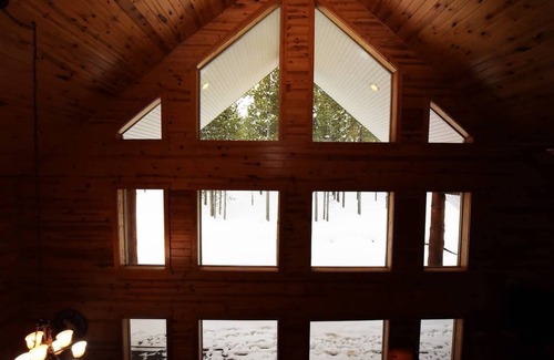 Island Park Cabin | White Moose Cabin, Hot Tub, 22 Miles to Yellowstone