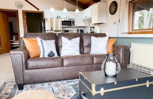 Bartlett Apartment | White Mountain Escape - Ski Attitash
