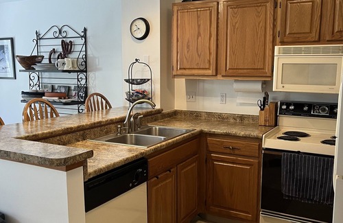 Lincoln House | White Mountain Living at its finest! Close to pool and clubhouse!