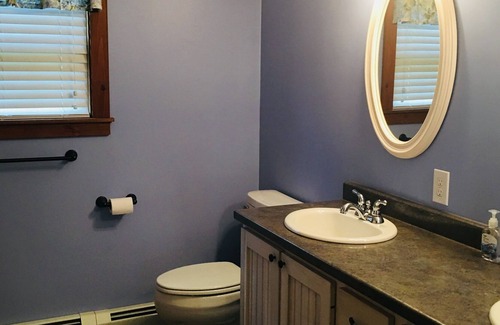 North Haverhill House | White Mountain Retreat ( Pet Friendly)