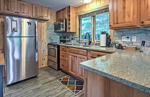 Woodsville House | White Mountains Cottage w/ Mountain & Lake Views!