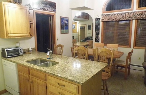 Woodstock Condo | White Mountains, Nh 3 Bedroom Vacation House Near Loon Mountain