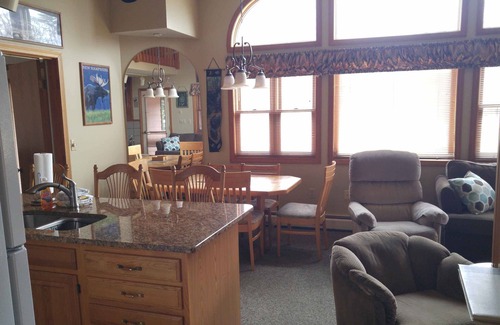 Woodstock Condo | White Mountains, Nh 3 Bedroom Vacation House Near Loon Mountain