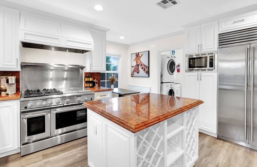 Northridge Other | White Oak - Luxurious & Modern Ranch-Style Home