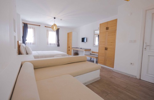 Sigacık Hotel | White Orange
