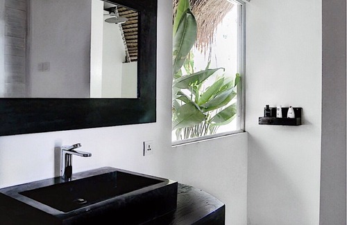 Jimbaran Hotel | White Palm Hotel Bali