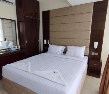 Chittagong Hotel | White Park Hotel & Suites