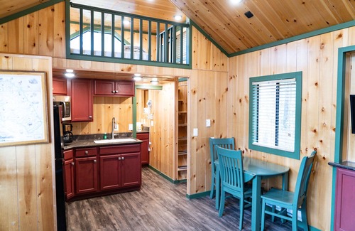 West Glacier Cabin | White Pine Cabin