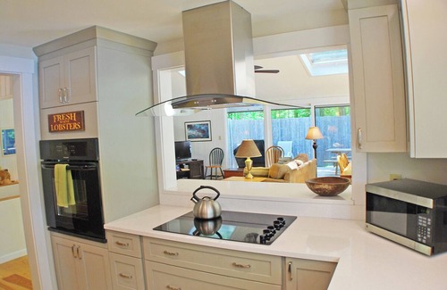Camden House | WHITE PINES - Town of Camden - Megunticook Lake