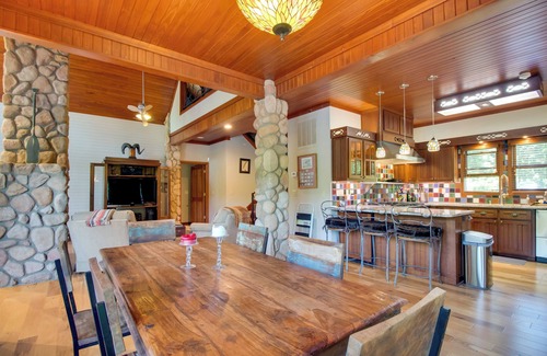 Gassville House | White River Access & Views: Retreat in Gassville!