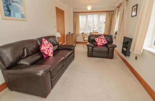 Beadnell House | White Rock Cottage