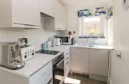 Penmachno Cottage | White Roses Retreat