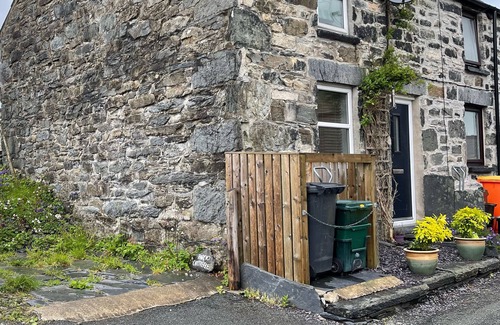 Penmachno Cottage | White Roses Retreat