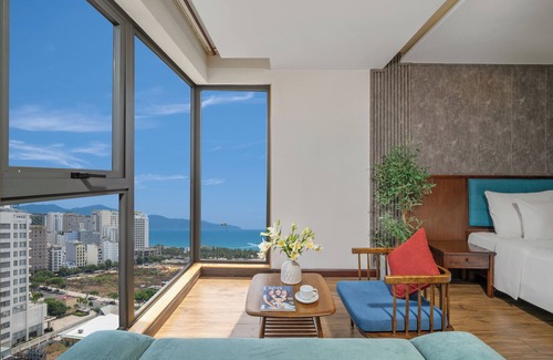 Son Tra Hotel | White Sand Boutique Hotel