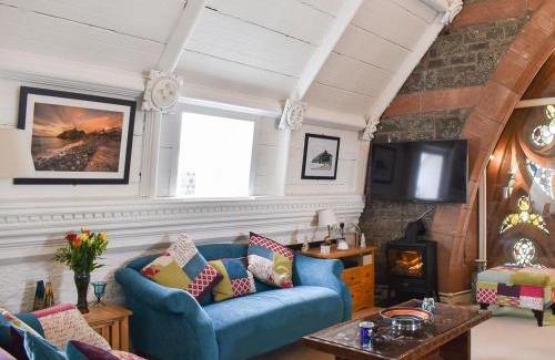 Criccieth House | White Sand