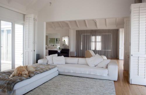 Yzerfontein Villa | White Sands Beach Villa