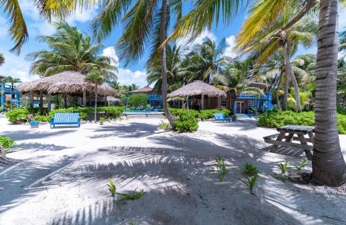 San Pedro Apartment | White Sands Cove G04- Partial Ocean View 1 BR by Stay Floreo