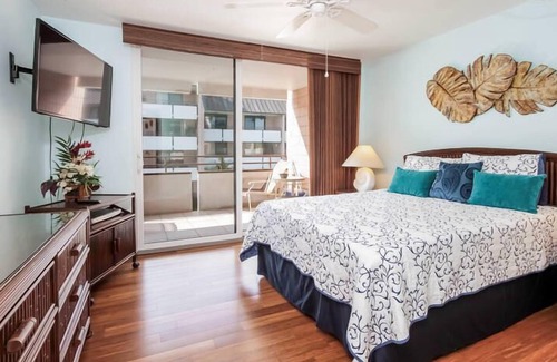 Kahaluu Bay Condo | White Sands Village #206